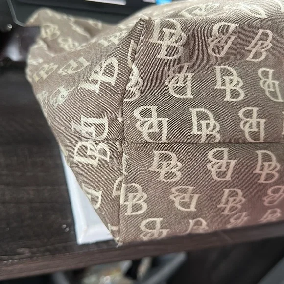 Dooney and Bourke canvas and leather bag EUC - Picture 9 of 13